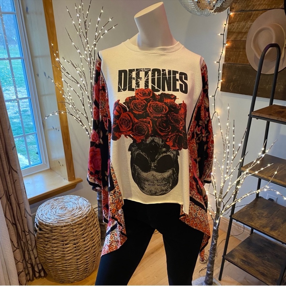 Custom-Made Deftones “Bancho”Graphic Skull & Roses Top by GunPowderLime